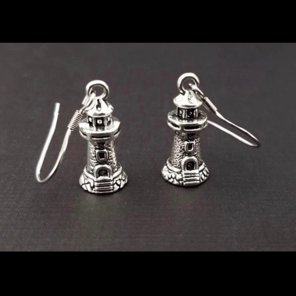 Beautiful Nautical Ocean 🌊 Beach Lighthouse charm earrings - Picture 2 of 8